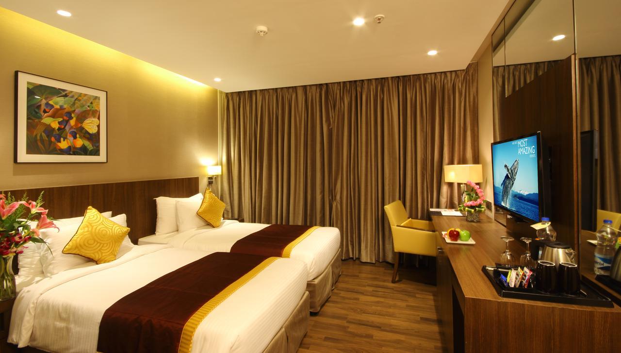 Hotel Fidalgo 푸네 외부 사진