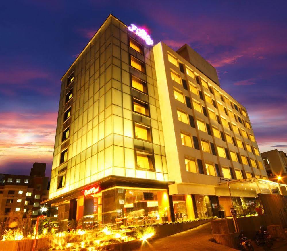 Hotel Fidalgo 푸네 외부 사진
